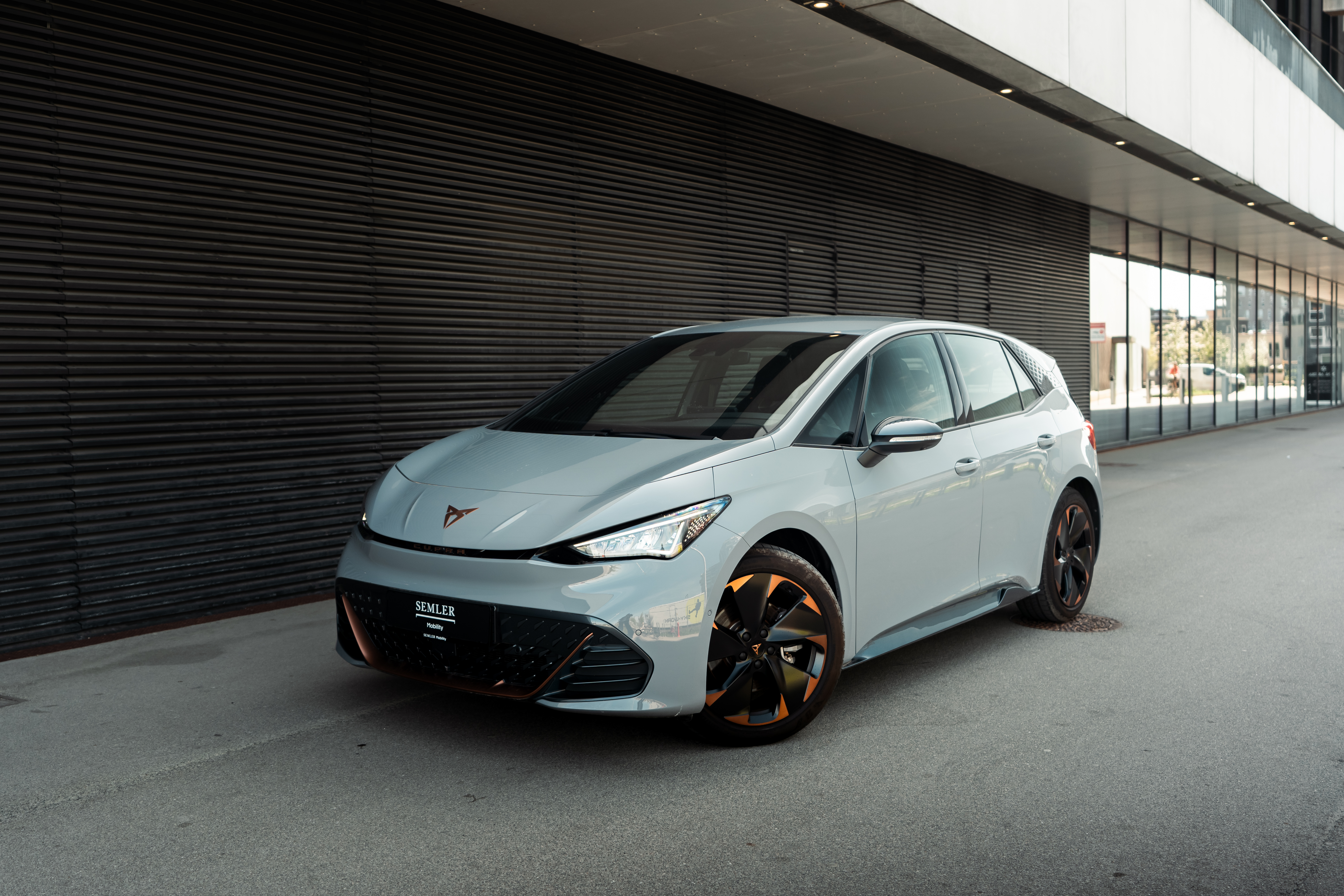 grå cupra born årets brugt bil 2025