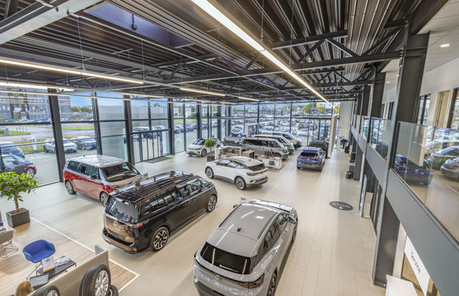 semler mobility i silkeborg volkswagen showroom oppefra